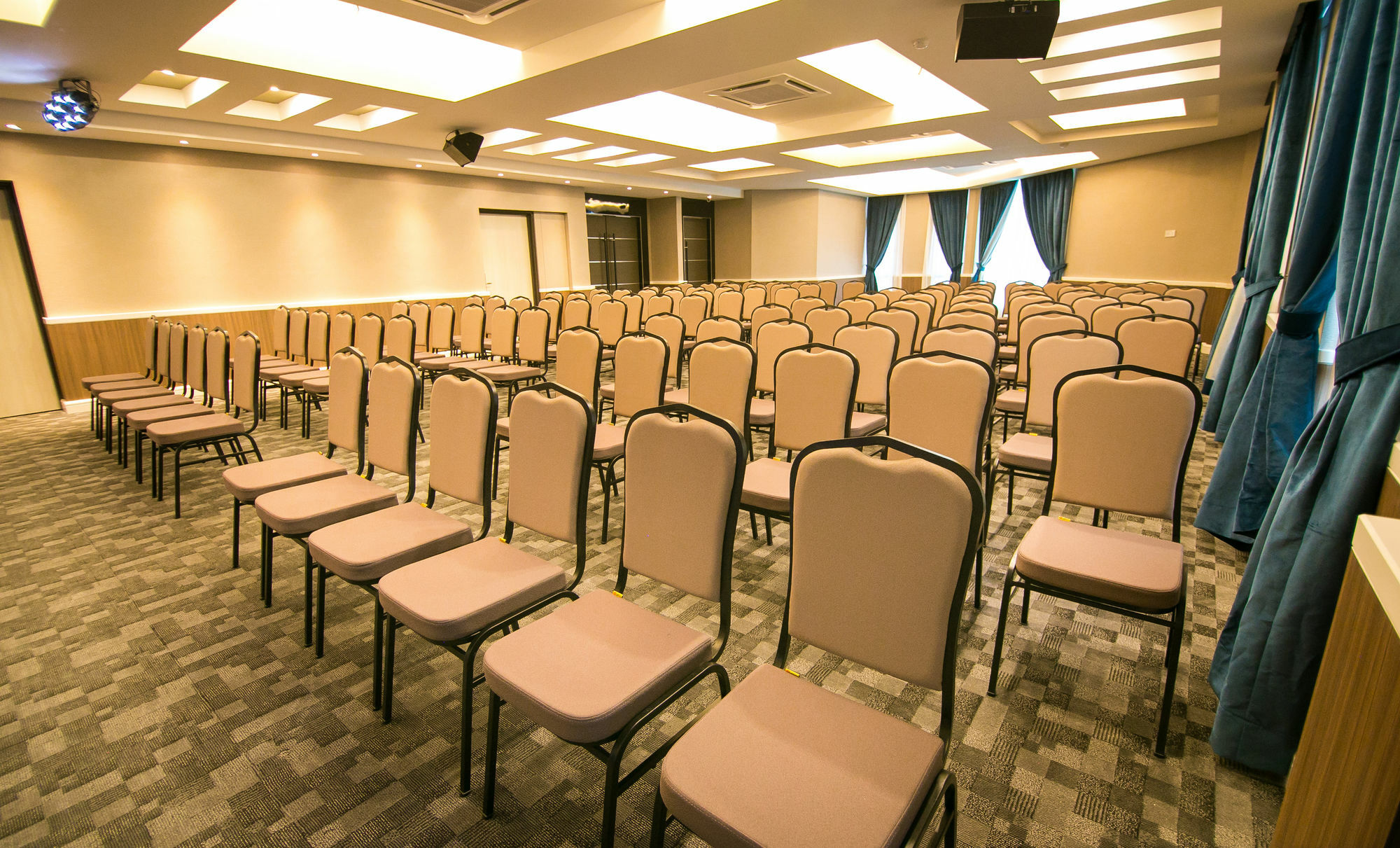 Indra Hotel - Boutique Suites Ipoh Zewnętrze zdjęcie